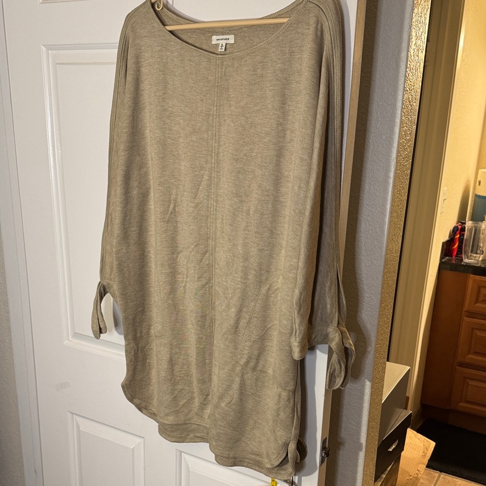 Max Studio Tan Tunic with Tie Sleeves